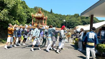 愛正園の夏の風物詩！お神輿がやってきました！