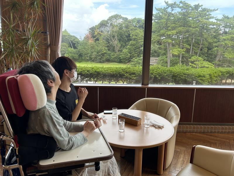 カフェからの素敵な景色にうっとり