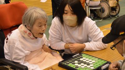 オセロ大会に参加してきました。