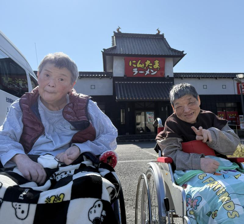 お腹も満腹なお二人でした!