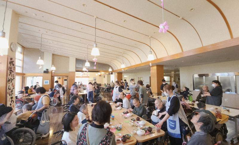 春爛漫！笑顔あふれるお花見会を開催しました