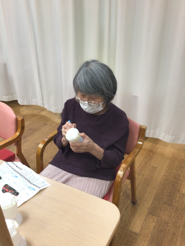 『かき氷の飾り作りとお手玉崩しゲーム』