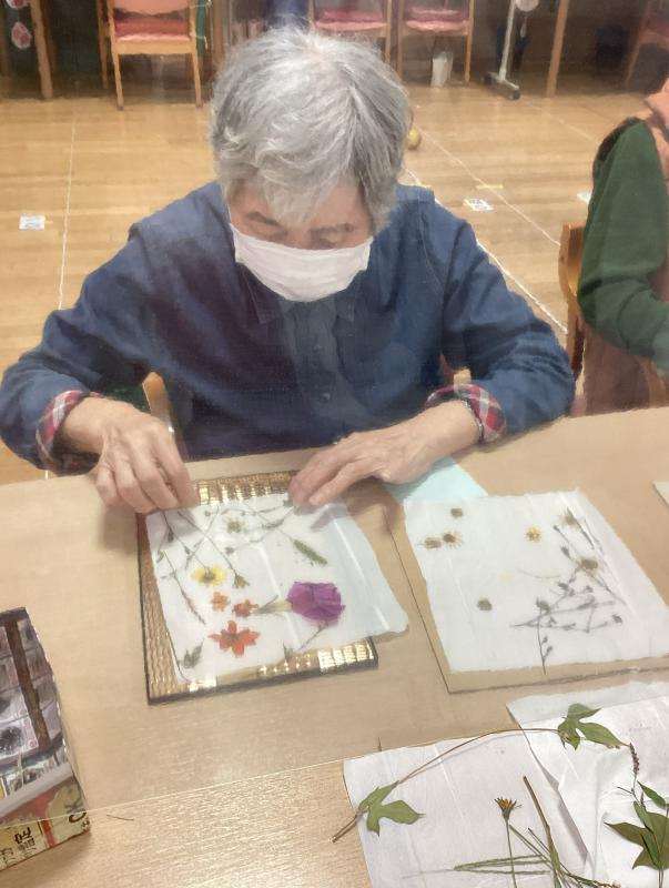 押し花の作品作り