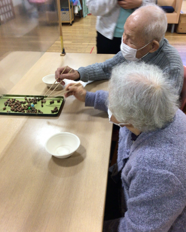 どんぐり送りゲームと書道