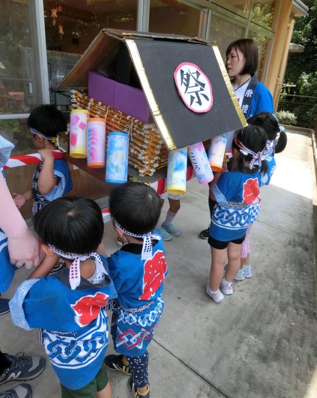8月はお神輿回り,お楽しみ会を行いました!