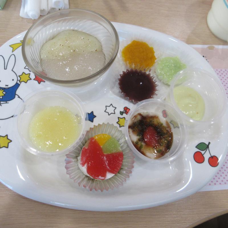 毎年恒例 おやつバイキング!!